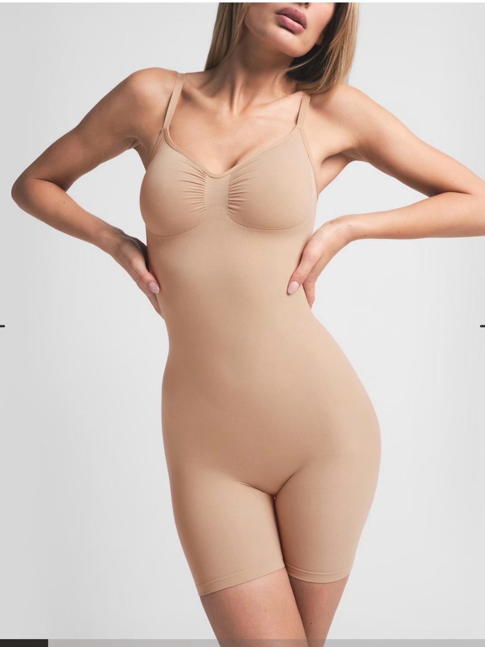 SKIMS Seamless Sculpt Mid Thigh
Bodysuit